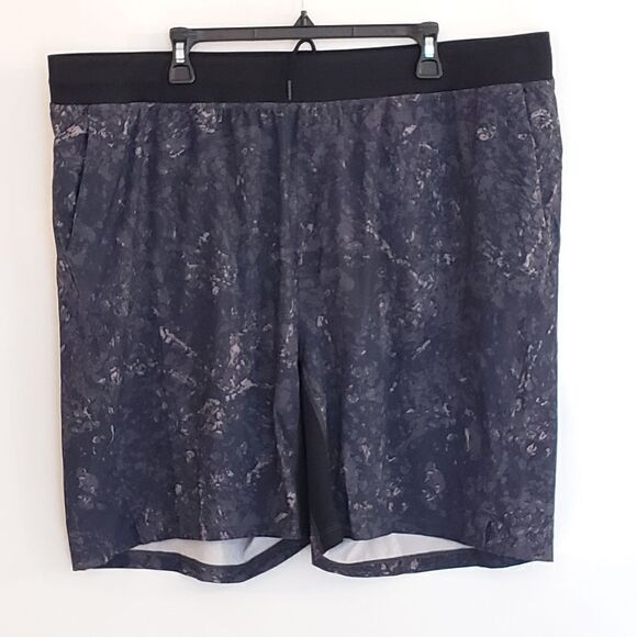 3 for $25 Zella Shorts - Picture 1 of 13